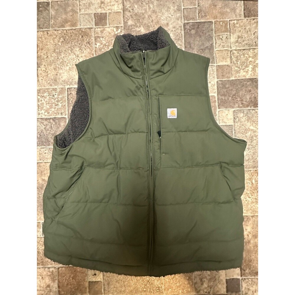 Carhartt Montana Reversible Insulated Vest with a sherpa fleece lining Size L